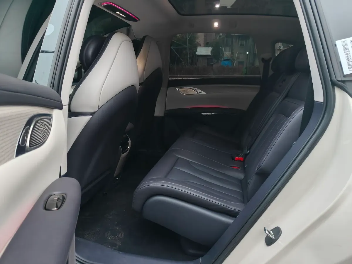 2023 IM LS7 BEV 77KWH,autocango,china used car exporter,china ev exporter,chinese used car exporter,chinese used ev exporter