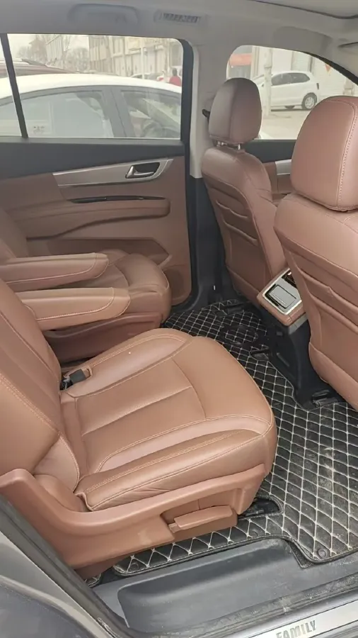 2020 HaiMa 7X 1.6T 195HP L4 6AT,autocango,china used car exporter,china ev exporter,chinese used car exporter,chinese used ev exporter