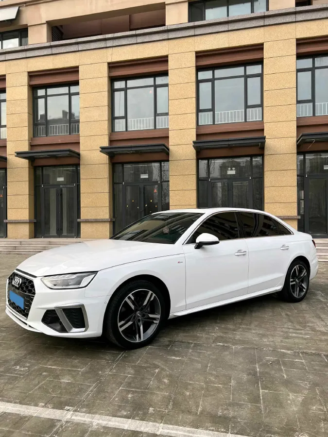 2020 Audi A4L 2.0T 190HP L4 7DCT,autocango,china used car exporter,china ev exporter,chinese used car exporter,chinese used ev exporter