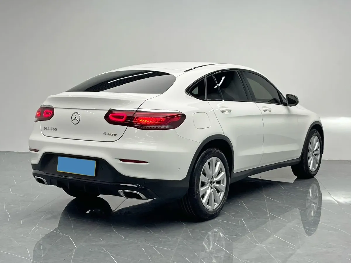 2020 Mercedes-Benz GLC Coupe 2.0T 197HP L4 9AT,autocango,china used car exporter,china ev exporter,chinese used car exporter,chinese used ev exporter