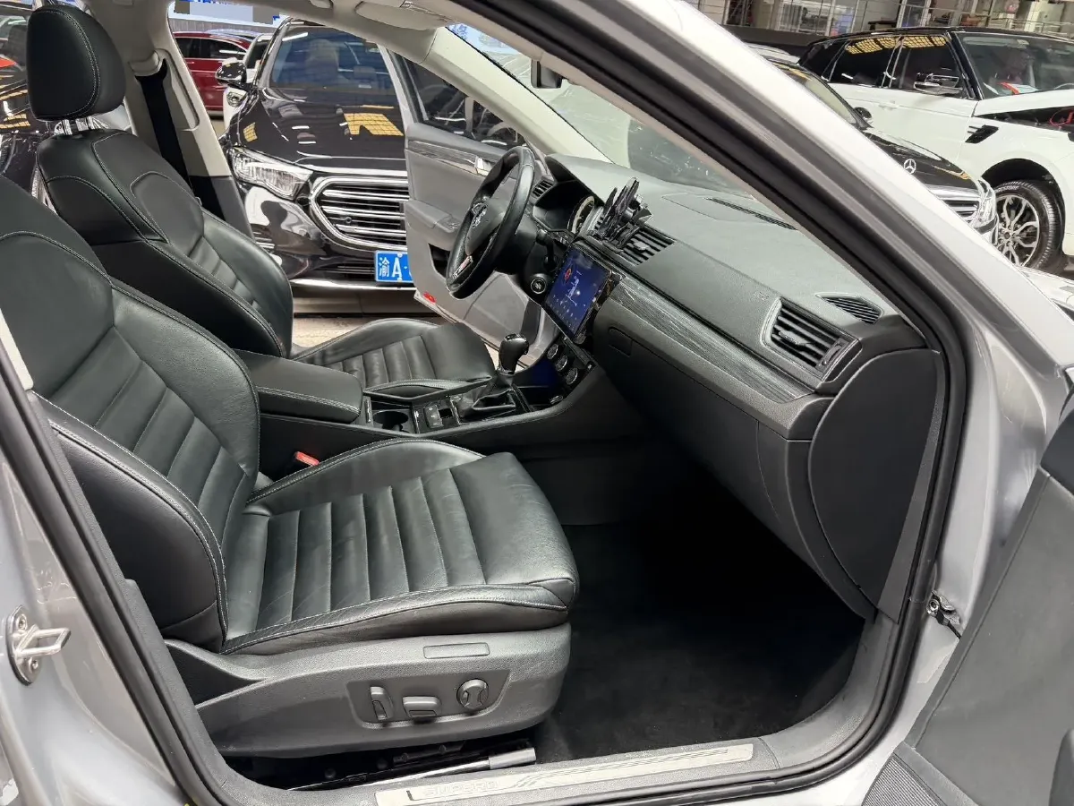 2018 Skoda Kodiak 1.8T 180HP L4 7DCT,autocango,china used car exporter,china ev exporter,chinese used car exporter,chinese used ev exporter