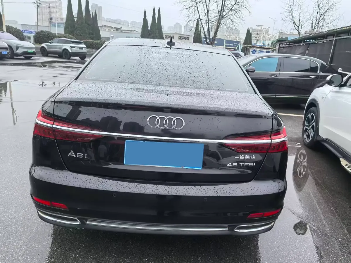2020 Audi A6L 2.0T 190HP L4 7DCT,autocango,china used car exporter,china ev exporter,chinese used car exporter,chinese used ev exporter