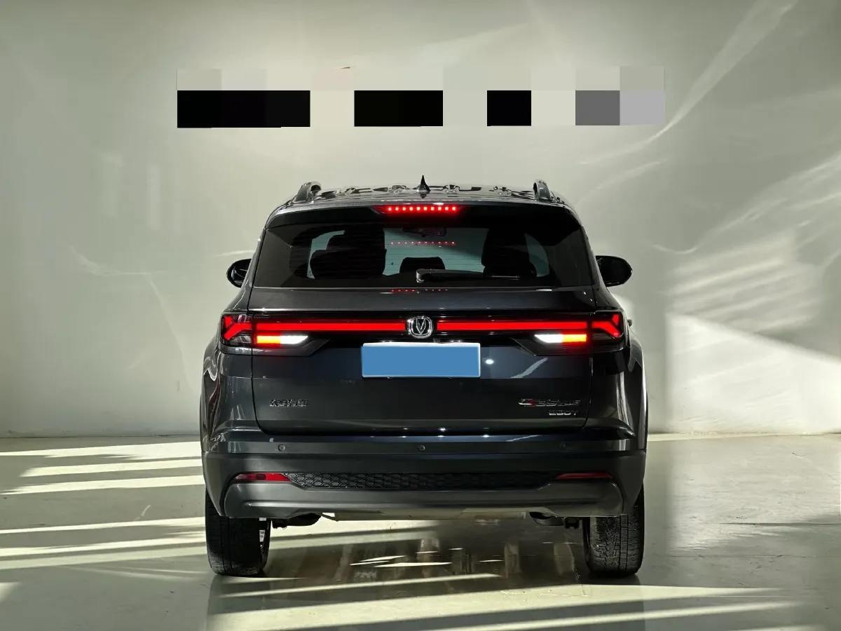 2023 ChangAn CS35 Plus 1.4T 160HP L4 7DCT,autocango,china used car exporter,china ev exporter,chinese used car exporter,chinese used ev exporter