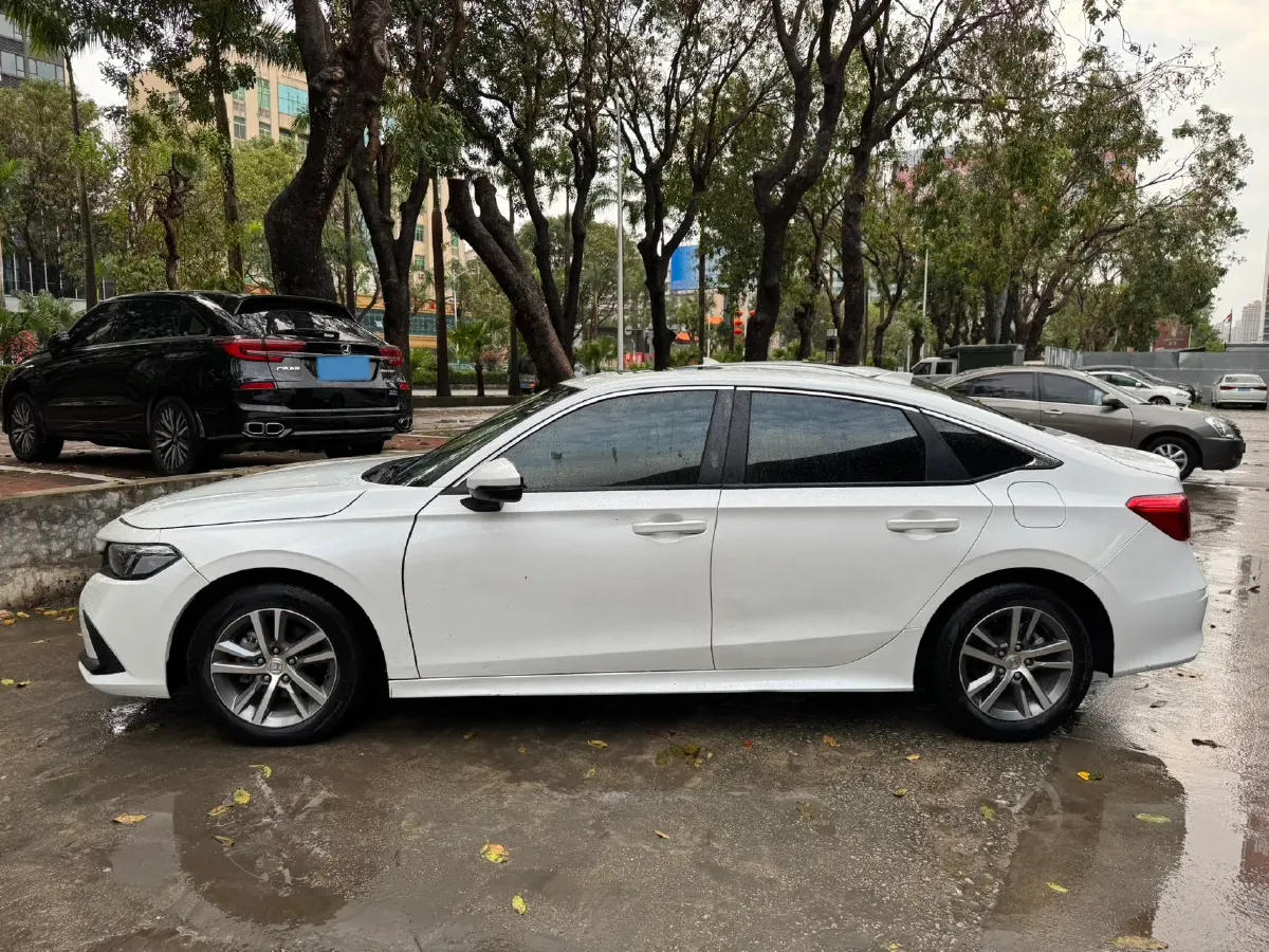 2023 Honda Civic 1.5T 182HP L4 CVT,autocango,china used car exporter,china ev exporter,chinese used car exporter,chinese used ev exporter