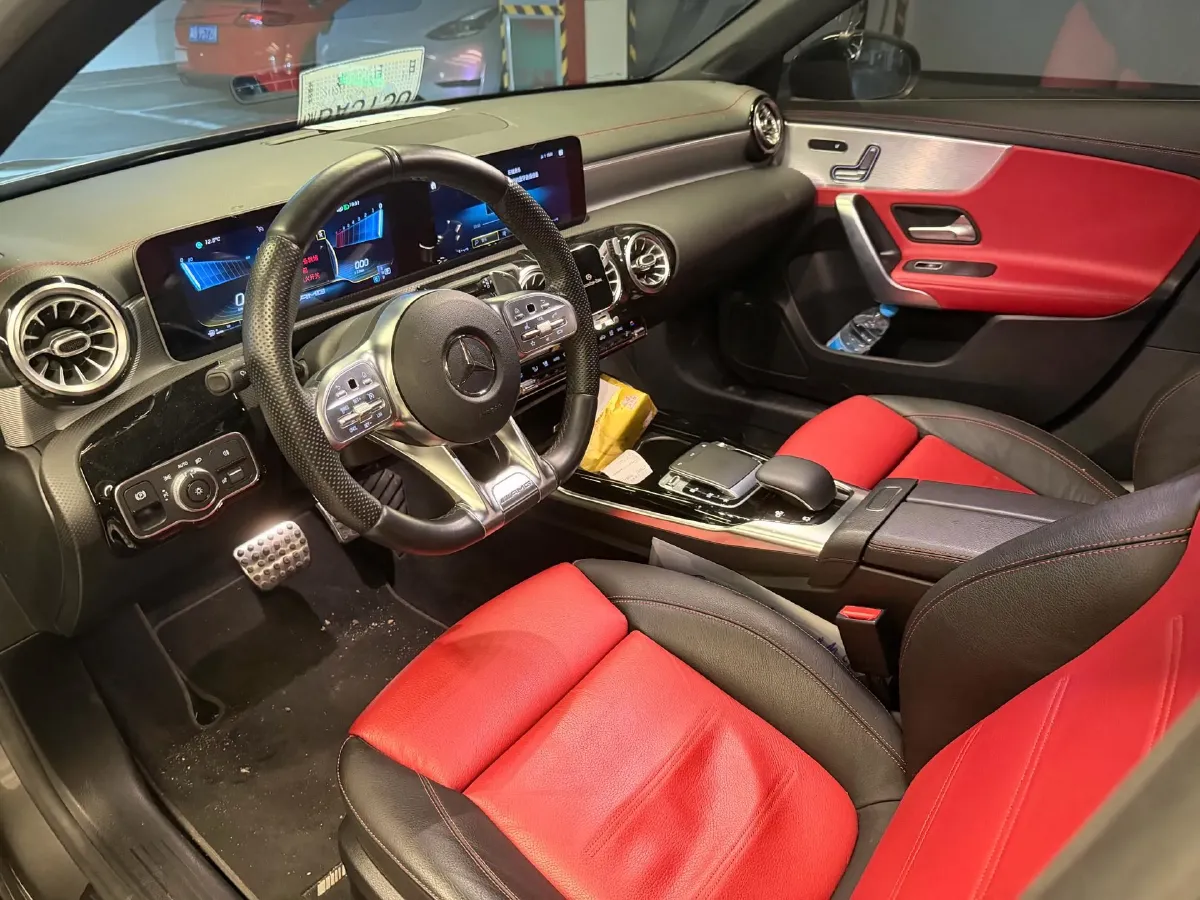 2019 Mercedes-Benz A AMG 2.0T 306HP L4 7DCT,autocango,china used car exporter,china ev exporter,chinese used car exporter,chinese used ev exporter