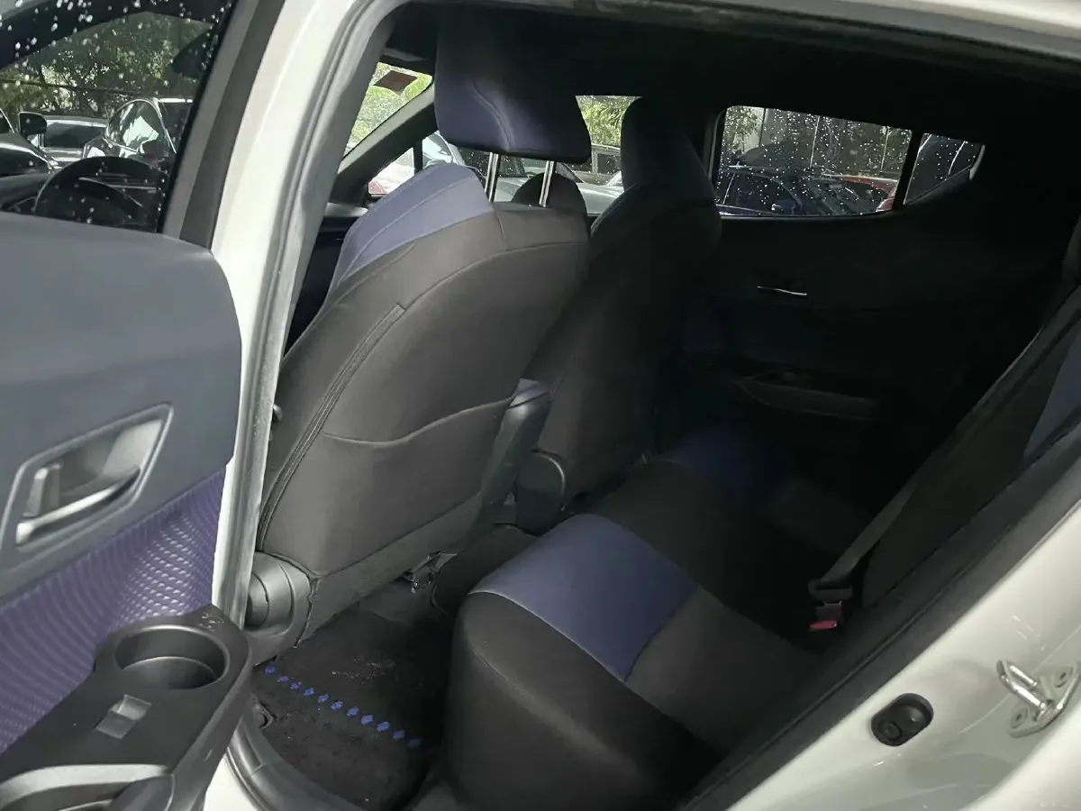 2020 Toyota C-HR EV BEV 54.3KWH,autocango,china used car exporter,china ev exporter,chinese used car exporter,chinese used ev exporter