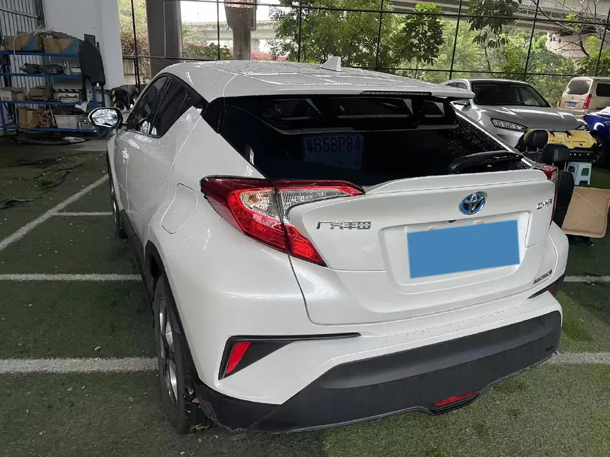 2020 Toyota C-HR EV BEV 54.3KWH,autocango,china used car exporter,china ev exporter,chinese used car exporter,chinese used ev exporter