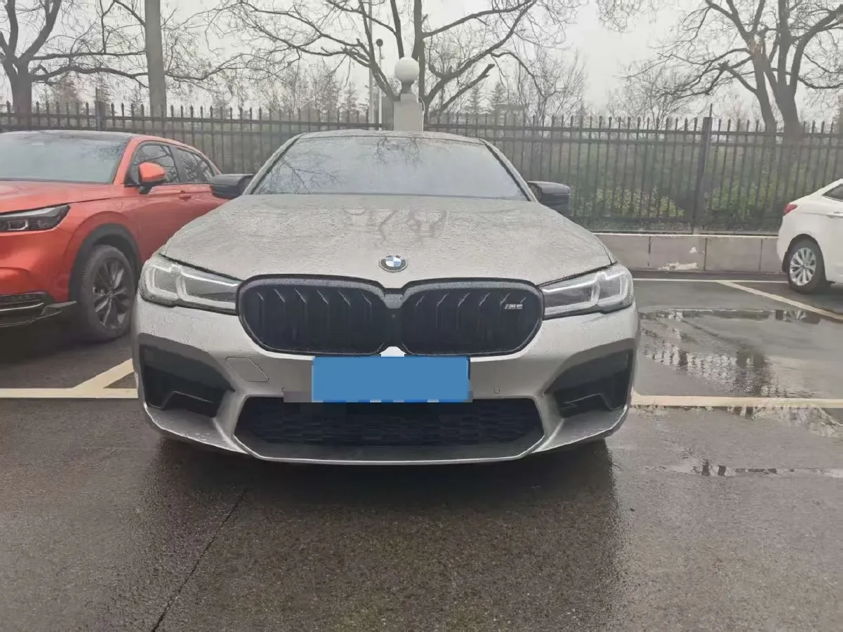 2021 BMW M5 4.4T 600HP V8 8AT,autocango,china used car exporter,china ev exporter,chinese used car exporter,chinese used ev exporter