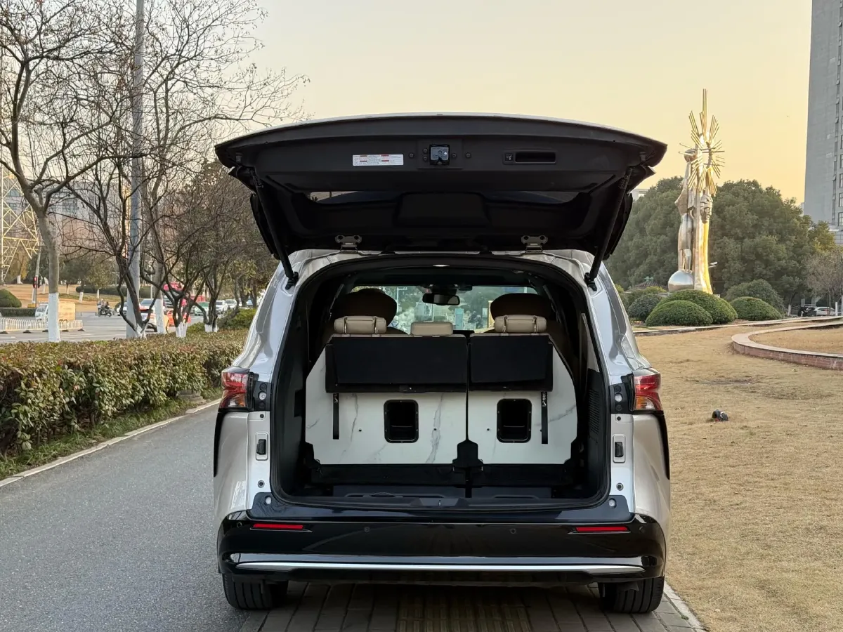 2021 Toyota Sienna 2.5L 192HP L4 E-CVT Hybrid,autocango,china used car exporter,china ev exporter,chinese used car exporter,chinese used ev exporter