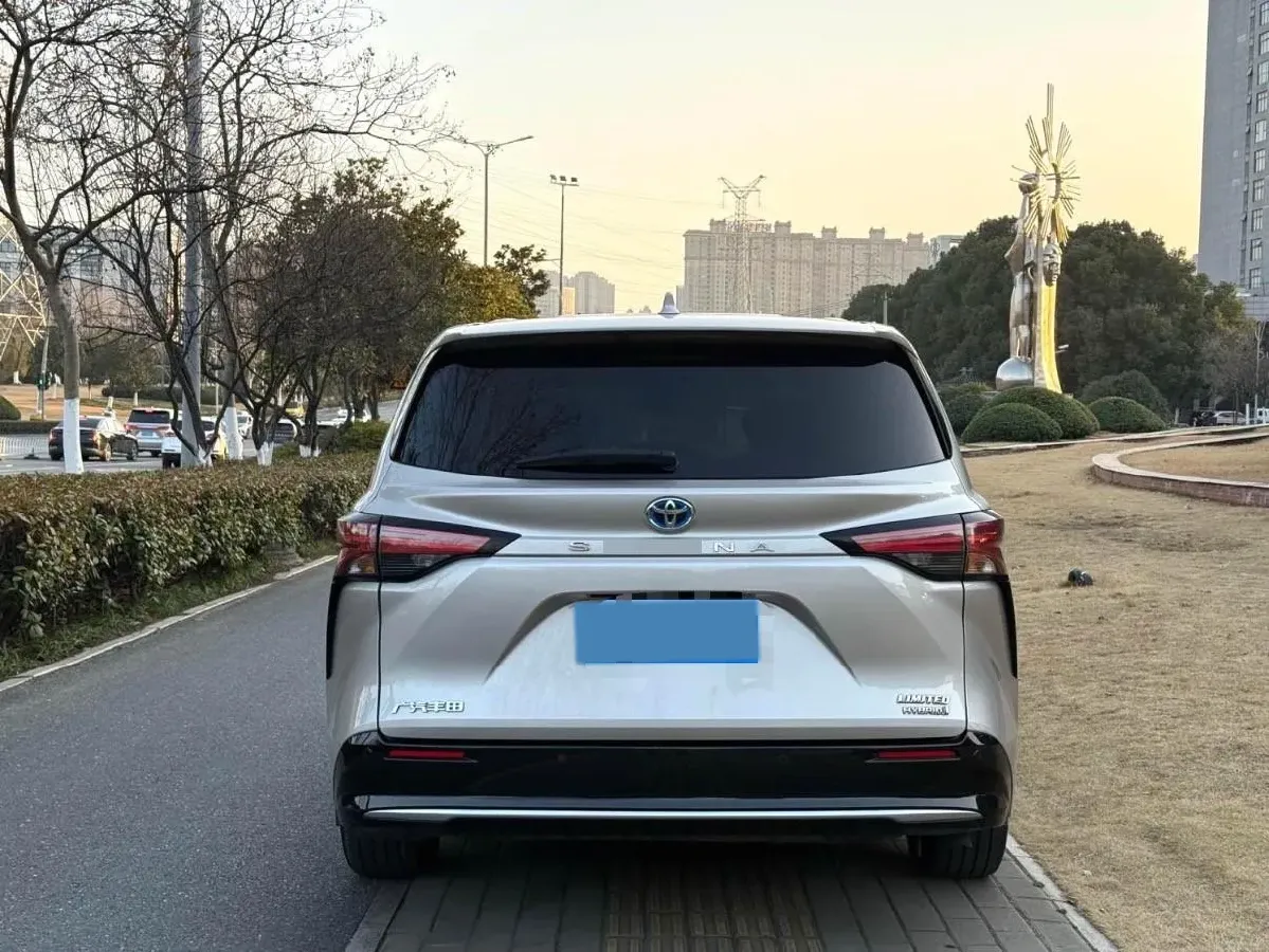 2021 Toyota Sienna 2.5L 192HP L4 E-CVT Hybrid,autocango,china used car exporter,china ev exporter,chinese used car exporter,chinese used ev exporter