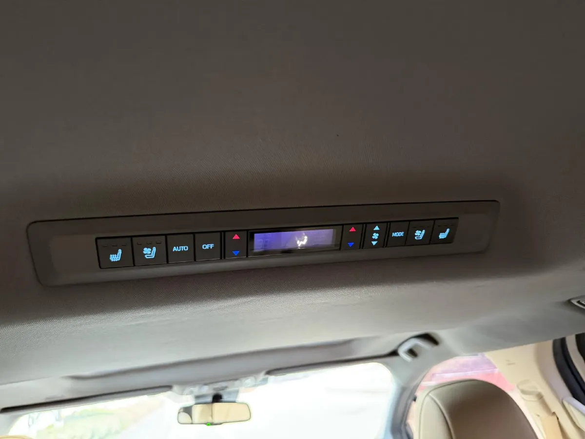 2021 Toyota Sienna 2.5L 192HP L4 E-CVT Hybrid,autocango,china used car exporter,china ev exporter,chinese used car exporter,chinese used ev exporter