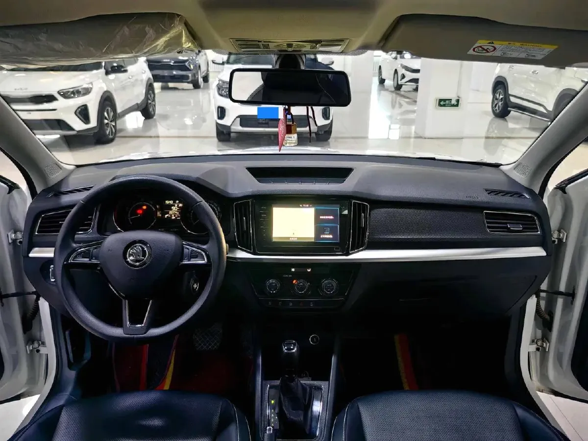 2022 Skoda Kamiq 1.5L 112HP L4 6AT,autocango,china used car exporter,china ev exporter,chinese used car exporter,chinese used ev exporter