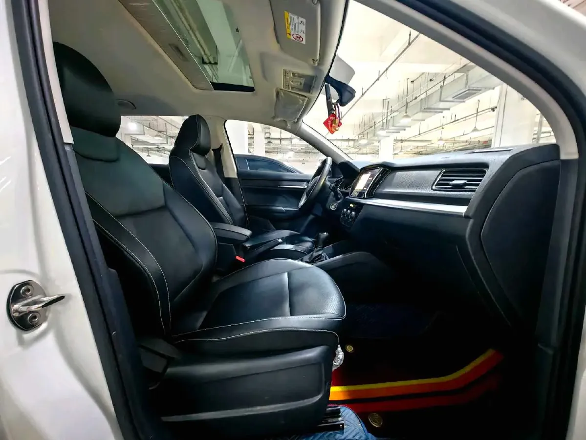 2022 Skoda Kamiq 1.5L 112HP L4 6AT,autocango,china used car exporter,china ev exporter,chinese used car exporter,chinese used ev exporter