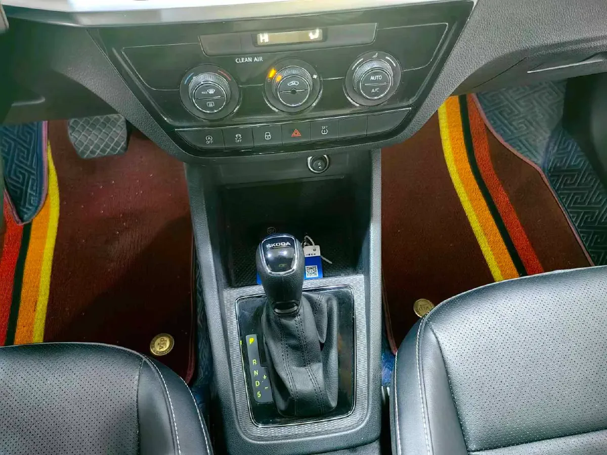 2022 Skoda Kamiq 1.5L 112HP L4 6AT,autocango,china used car exporter,china ev exporter,chinese used car exporter,chinese used ev exporter