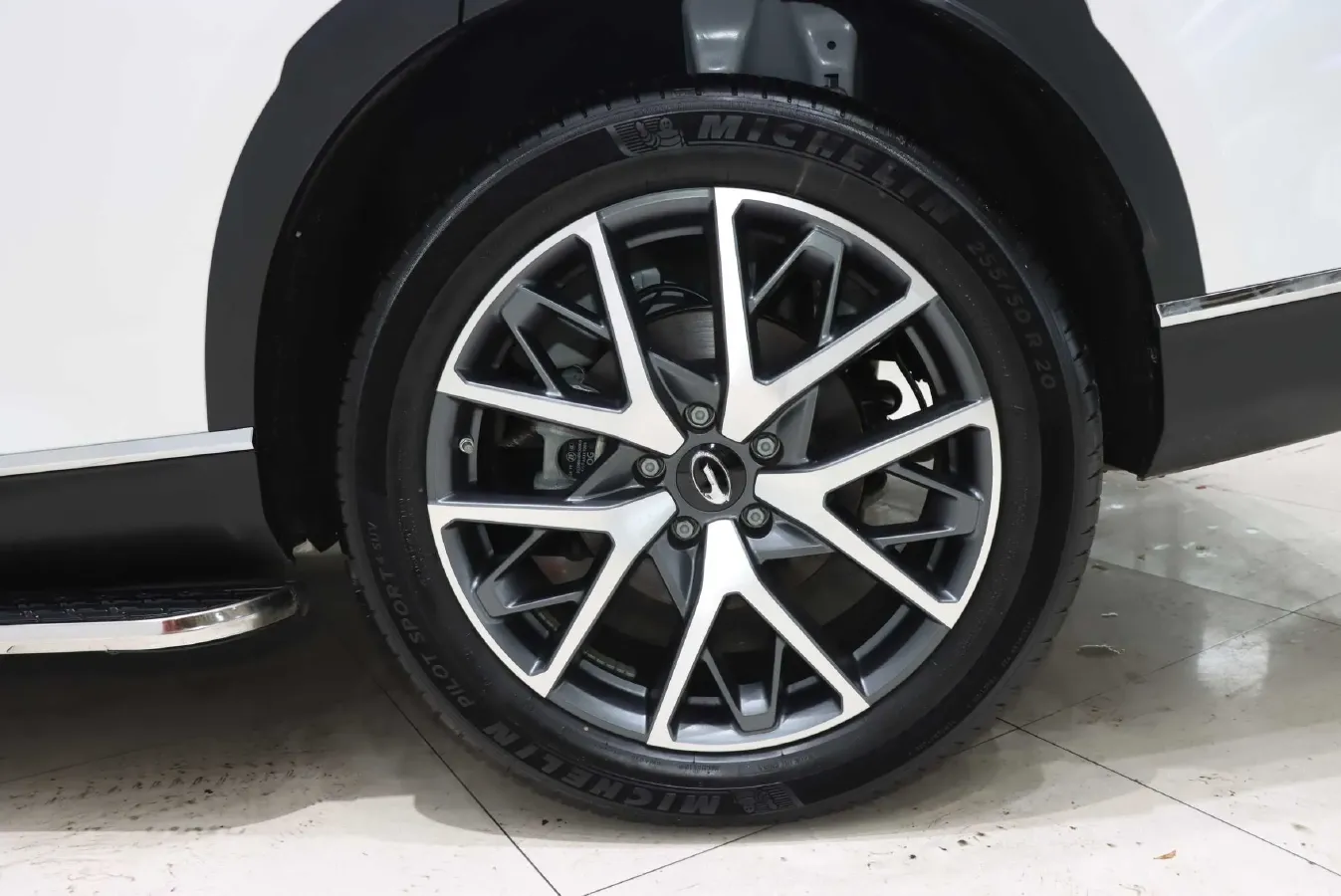 2025 GAC Trumpchi GS8 2.0T 252HP L4 8AT,autocango,china used car exporter,china ev exporter,chinese used car exporter,chinese used ev exporter