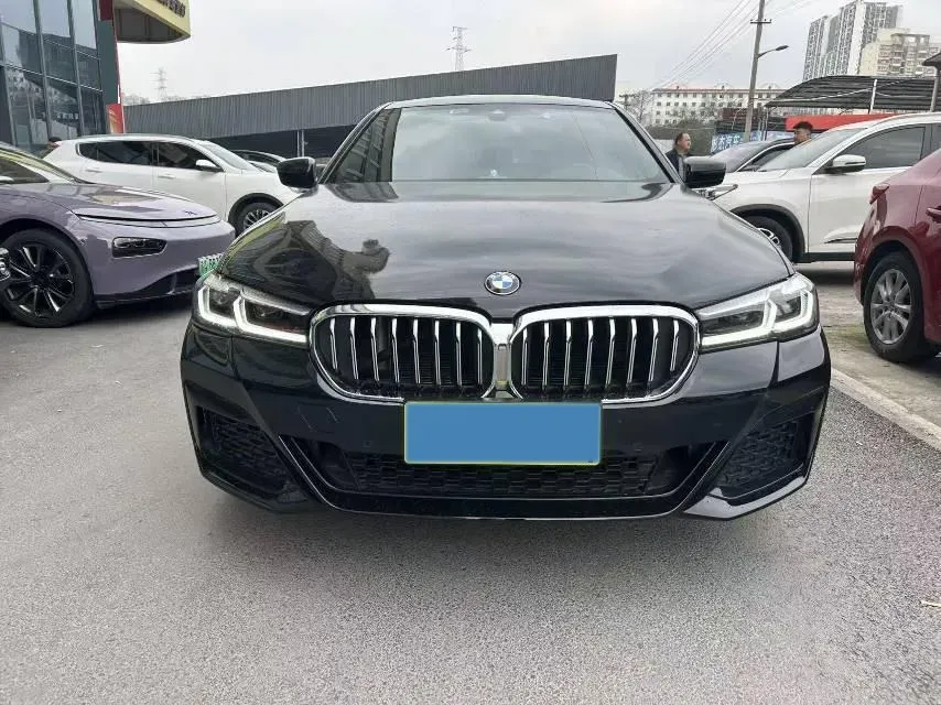 2021 BMW 5 Series 2.0T 184HP L4 8AT,autocango,china used car exporter,china ev exporter,chinese used car exporter,chinese used ev exporter
