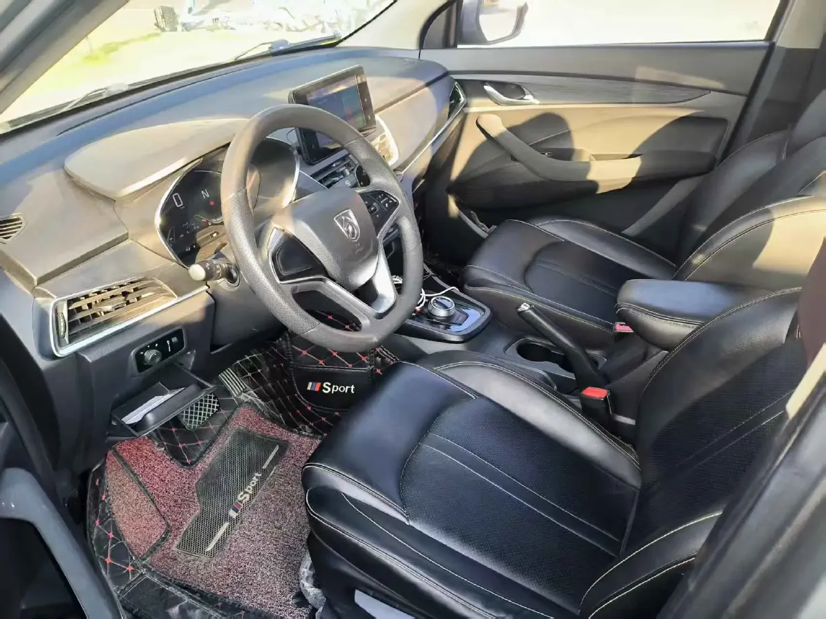 2018 BaoJun 360 1.5L 112HP L4 6MT,autocango,china used car exporter,china ev exporter,chinese used car exporter,chinese used ev exporter