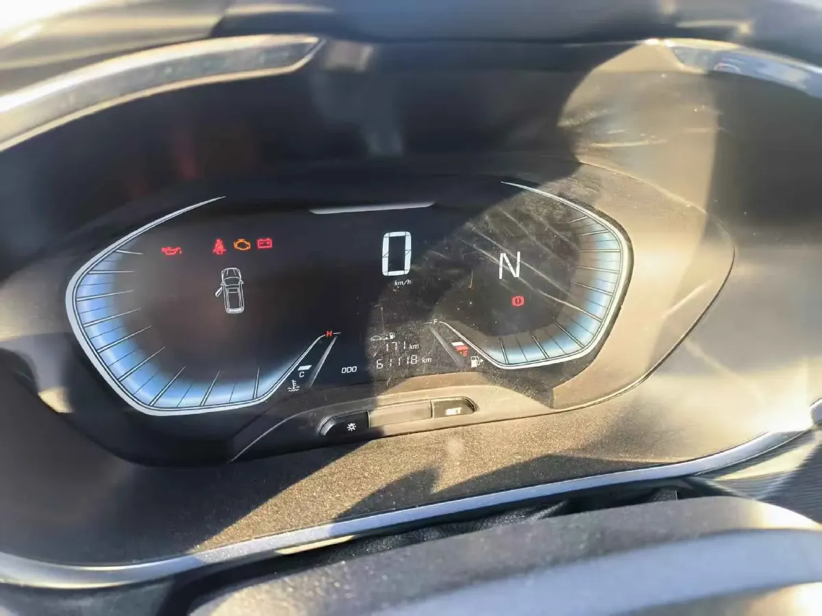 2018 BaoJun 360 1.5L 112HP L4 6MT,autocango,china used car exporter,china ev exporter,chinese used car exporter,chinese used ev exporter