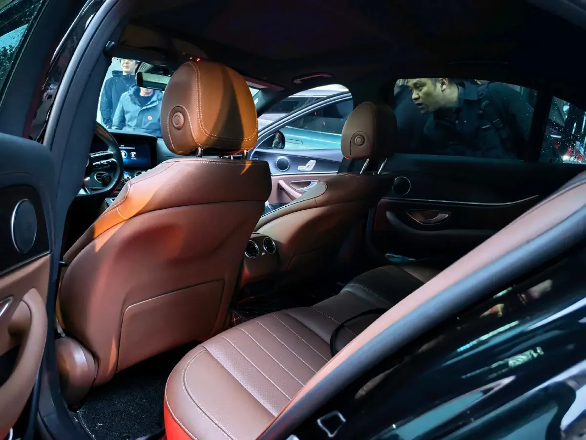 2021 Mercedes-Benz E Class 2.0T 197HP L4 9AT,autocango,china used car exporter,china ev exporter,chinese used car exporter,chinese used ev exporter