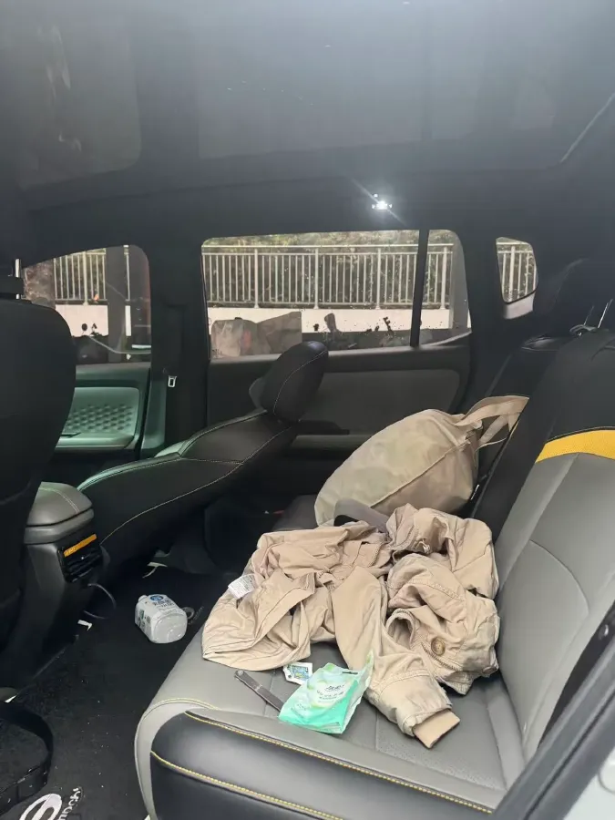 2022 Geely Okavango 1.8T 184HP L4 7DCT,autocango,china used car exporter,china ev exporter,chinese used car exporter,chinese used ev exporter