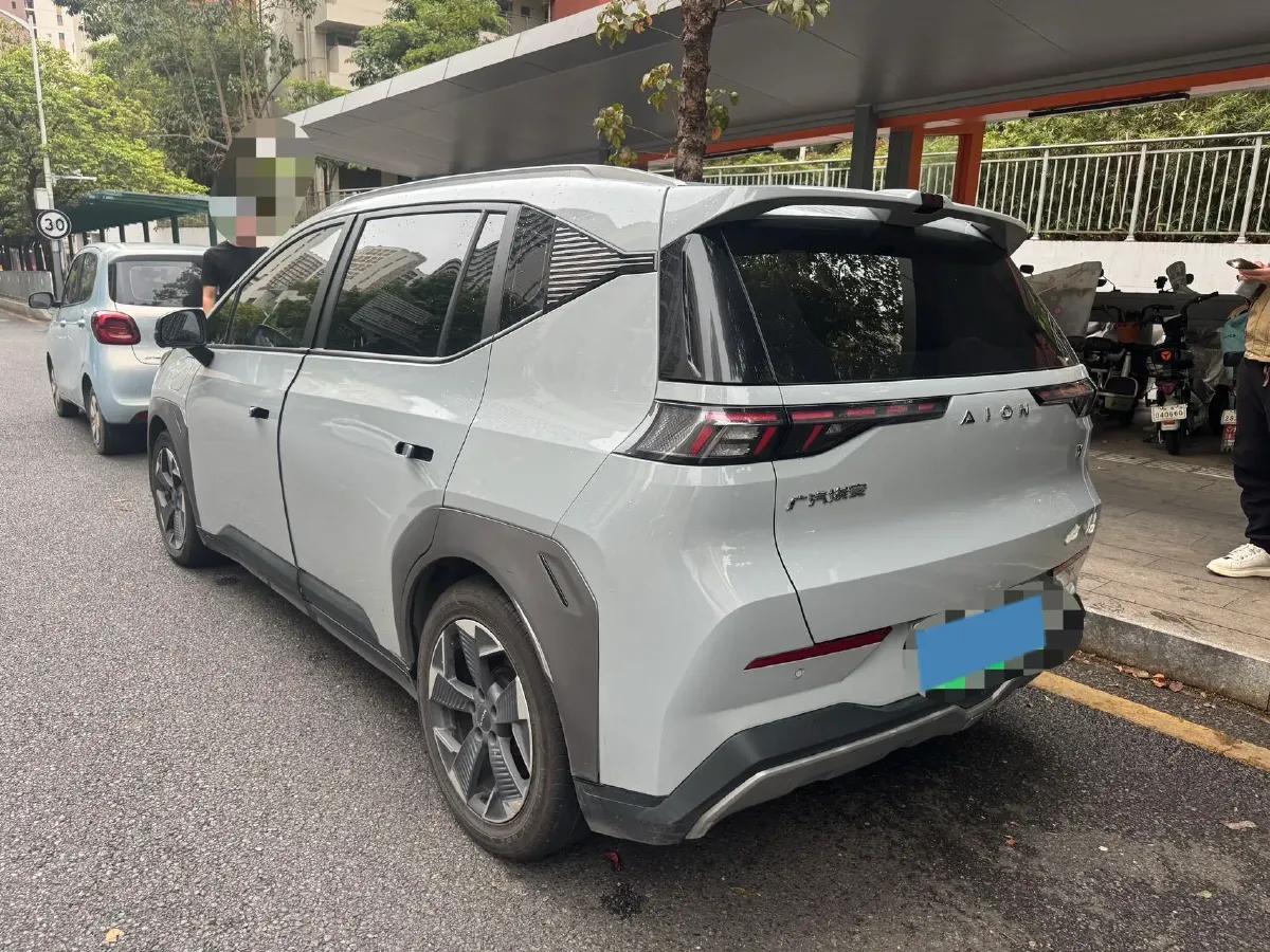 2022 Geely Okavango 1.8T 184HP L4 7DCT,autocango,china used car exporter,china ev exporter,chinese used car exporter,chinese used ev exporter