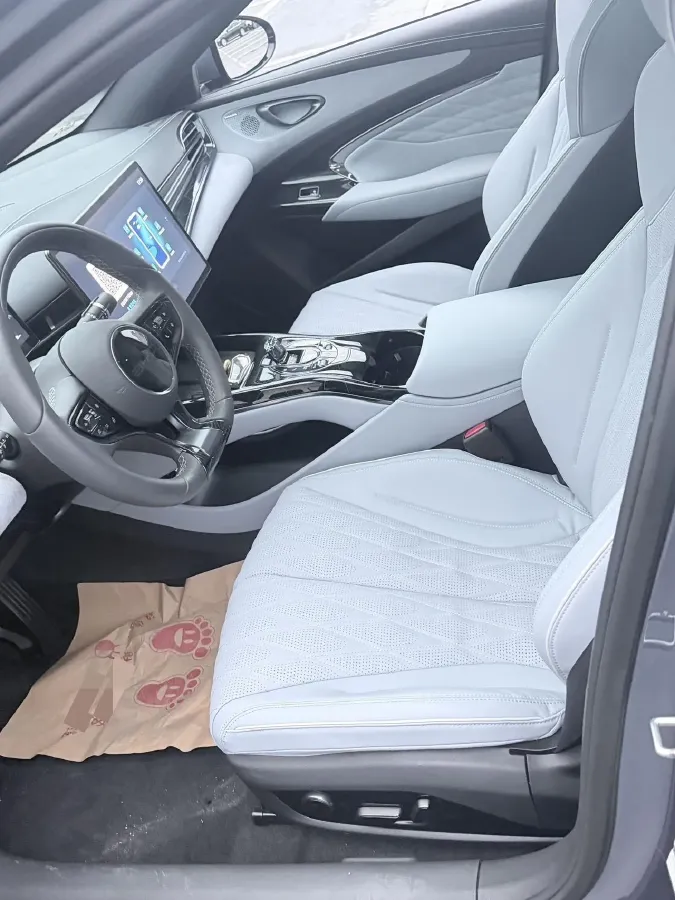 2022 AITO AITO M5 Range Extended 125HP REEV 40KWH,autocango,china used car exporter,china ev exporter,chinese used car exporter,chinese used ev exporter