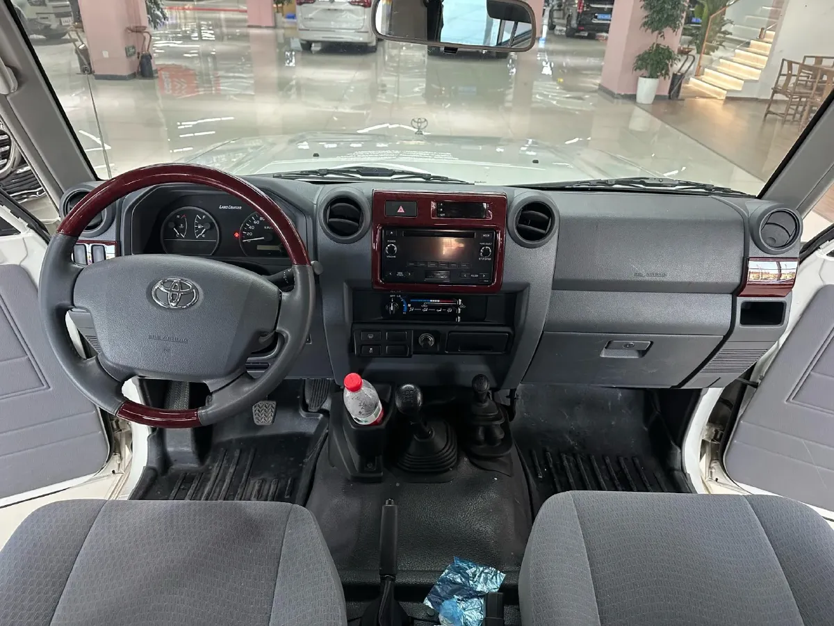 2020 Chevrolet Monza 1.0T 125HP L3 6MT,autocango,china used car exporter,china ev exporter,chinese used car exporter,chinese used ev exporter