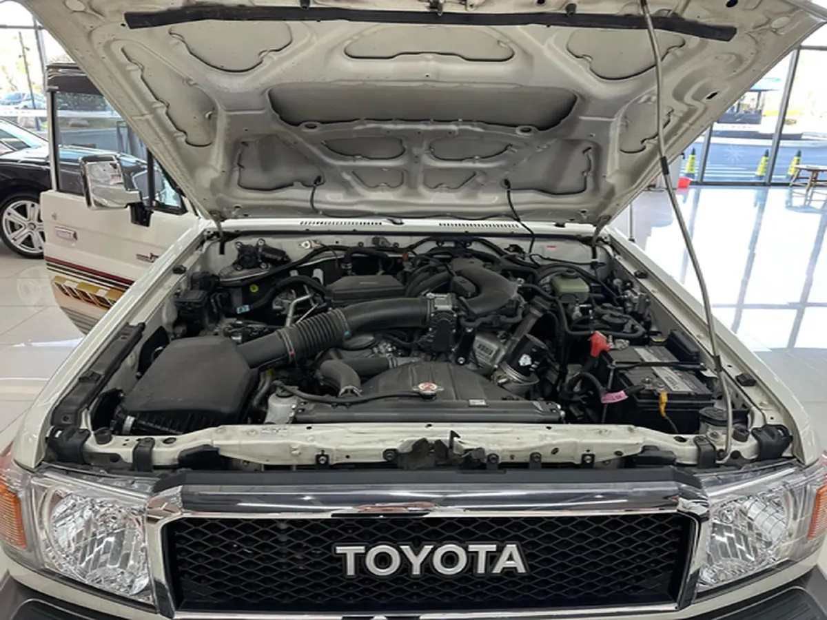 2020 Chevrolet Monza 1.0T 125HP L3 6MT,autocango,china used car exporter,china ev exporter,chinese used car exporter,chinese used ev exporter