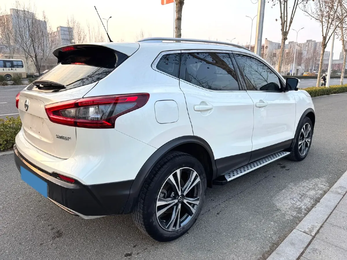 2022 Nissan Qashqai 2.0L 151HP L4 CVT,autocango,china used car exporter,china ev exporter,chinese used car exporter,chinese used ev exporter