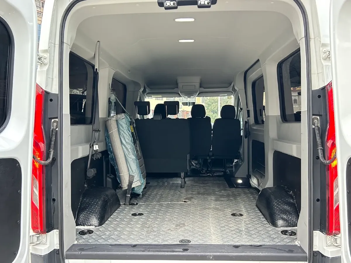 2022 Foton Scenery G9 2.4L 160HP L4 5MT,autocango,china used car exporter,china ev exporter,chinese used car exporter,chinese used ev exporter