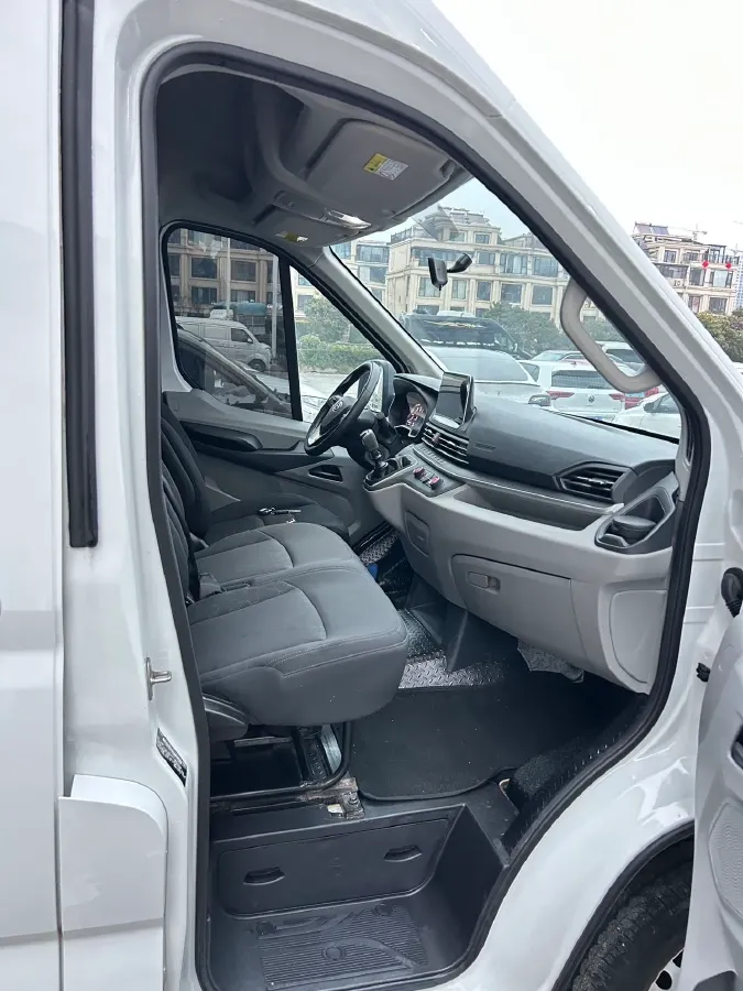 2022 Foton Scenery G9 2.4L 160HP L4 5MT,autocango,china used car exporter,china ev exporter,chinese used car exporter,chinese used ev exporter