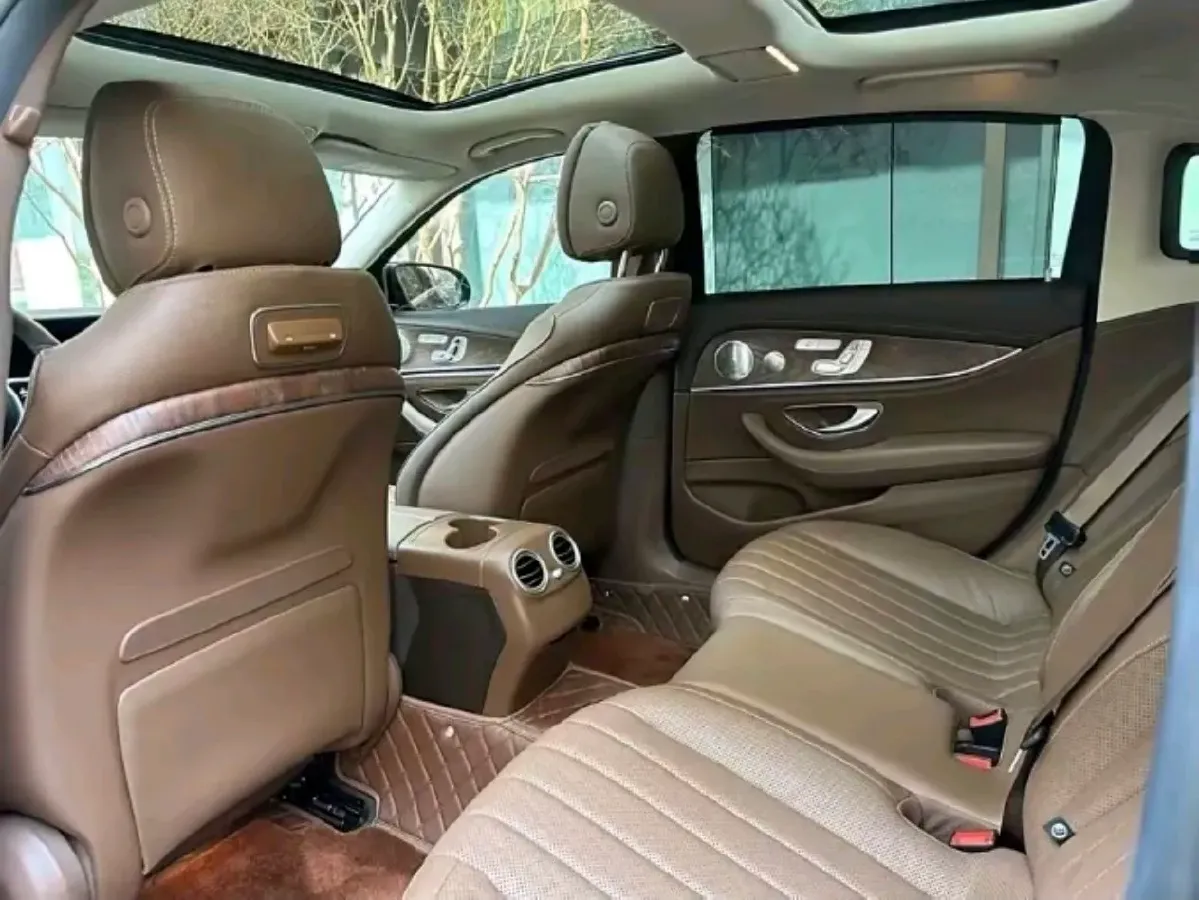 2020 Mercedes-Benz E Class 2.0T 258HP L4 9AT,autocango,china used car exporter,china ev exporter,chinese used car exporter,chinese used ev exporter