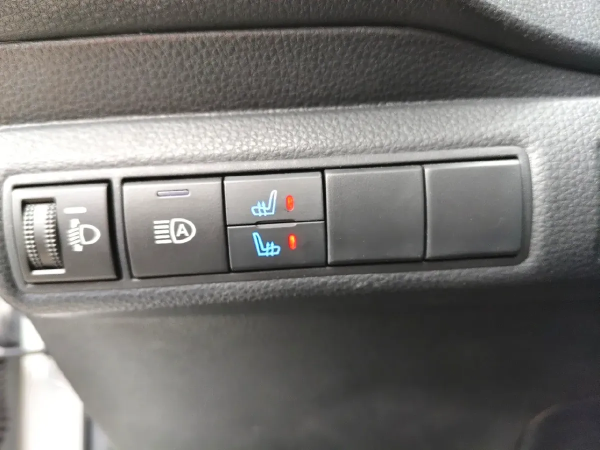 2021 Toyota Corolla 1.5L 121HP L3 CVT,autocango,china used car exporter,china ev exporter,chinese used car exporter,chinese used ev exporter