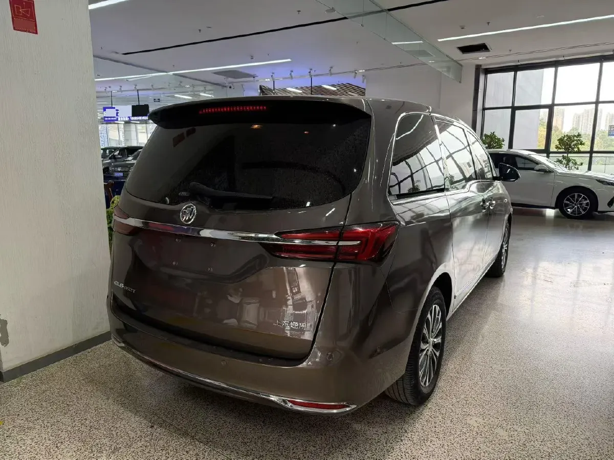 2022 Buick GL8 2.0T 237HP L4 9AT,autocango,china used car exporter,china ev exporter,chinese used car exporter,chinese used ev exporter