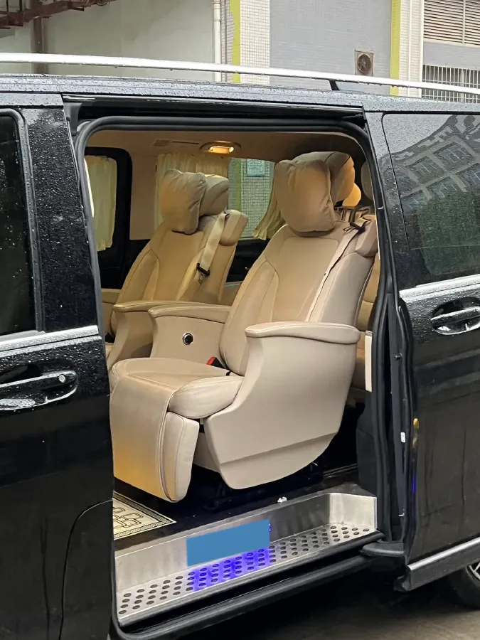 2018 Mercedes-Benz V Class 2.0T 211HP L4 7AT,autocango,china used car exporter,china ev exporter,chinese used car exporter,chinese used ev exporter