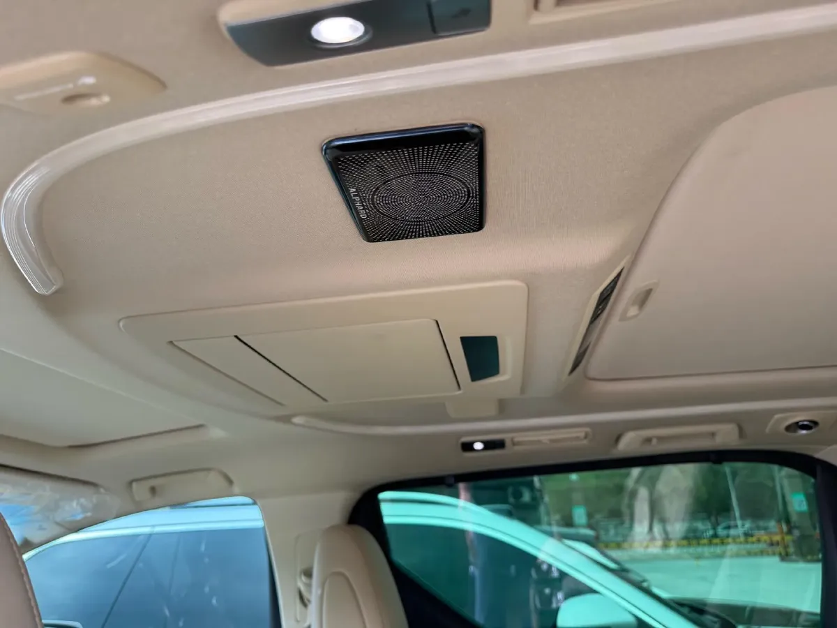 2021 Toyota Alphard 2.5L 117HP L4 E-CVT Hybrid,autocango,china used car exporter,china ev exporter,chinese used car exporter,chinese used ev exporter