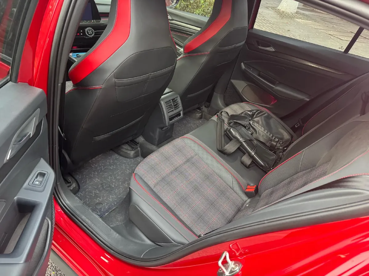 2021 Honda CR-V 1.5T 193HP L4 CVT,autocango,china used car exporter,china ev exporter,chinese used car exporter,chinese used ev exporter