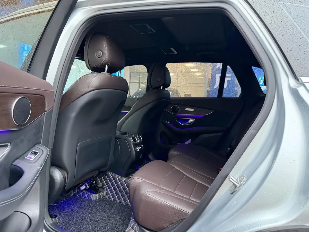 2022 Mercedes-Benz GLC Class 2.0T 258HP L4 9AT,autocango,china used car exporter,china ev exporter,chinese used car exporter,chinese used ev exporter