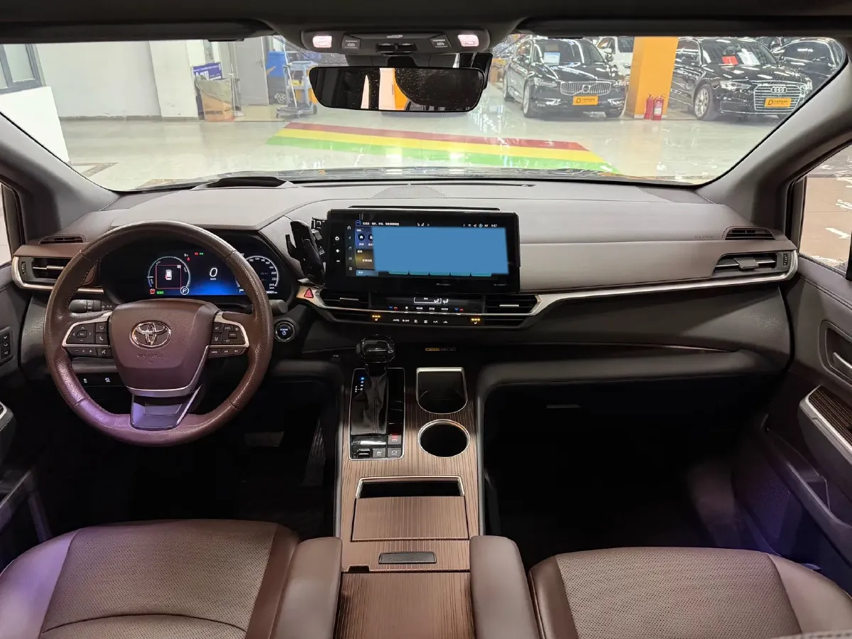 2024 Toyota Granvia 2.5L 189HP L4 E-CVT Hybrid,autocango,china used car exporter,china ev exporter,chinese used car exporter,chinese used ev exporter