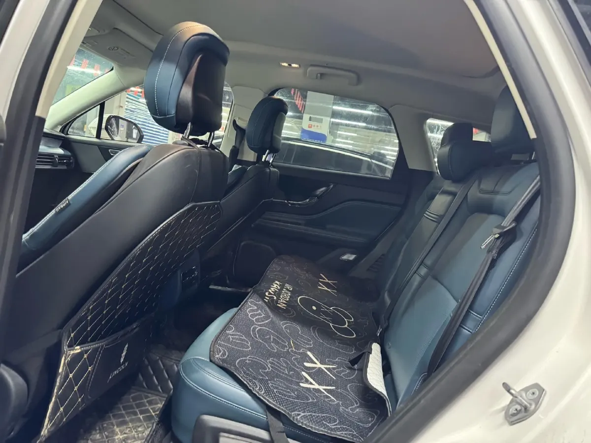 2022 Lincoln Corsair 2.0T 245HP L4 8AT,autocango,china used car exporter,china ev exporter,chinese used car exporter,chinese used ev exporter