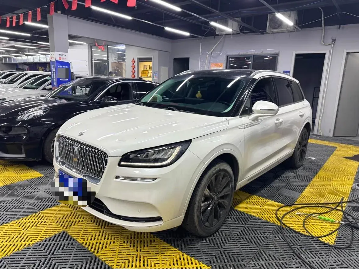 2022 Lincoln Corsair 2.0T 245HP L4 8AT,autocango,china used car exporter,china ev exporter,chinese used car exporter,chinese used ev exporter