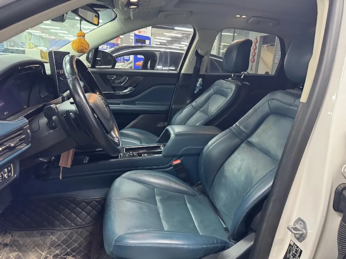 2022 Lincoln Corsair 2.0T 245HP L4 8AT,autocango,china used car exporter,china ev exporter,chinese used car exporter,chinese used ev exporter