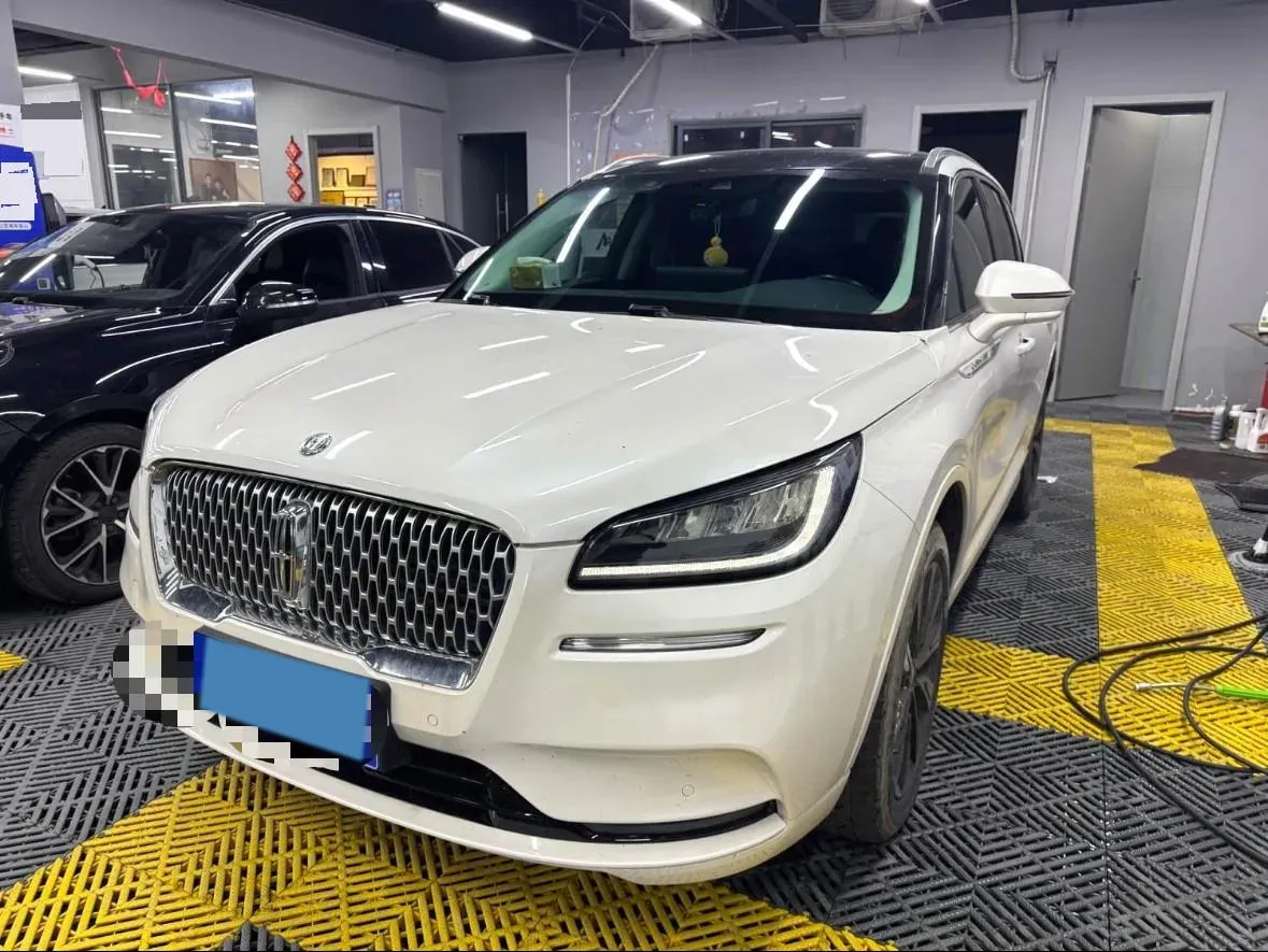 2022 Lincoln Corsair 2.0T 245HP L4 8AT,autocango,china used car exporter,china ev exporter,chinese used car exporter,chinese used ev exporter