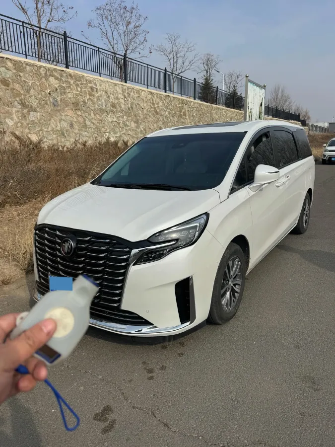 2023 Buick GL8 2.0T 237HP L4 9AT,autocango,china used car exporter,china ev exporter,chinese used car exporter,chinese used ev exporter