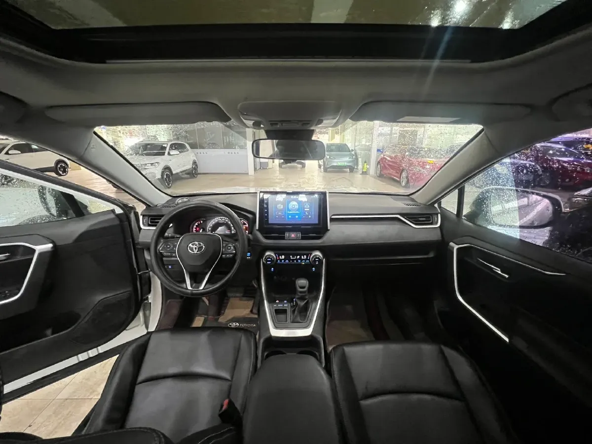 2021 Toyota RAV4 2.0L 171HP L4 CVT,autocango,china used car exporter,china ev exporter,chinese used car exporter,chinese used ev exporter
