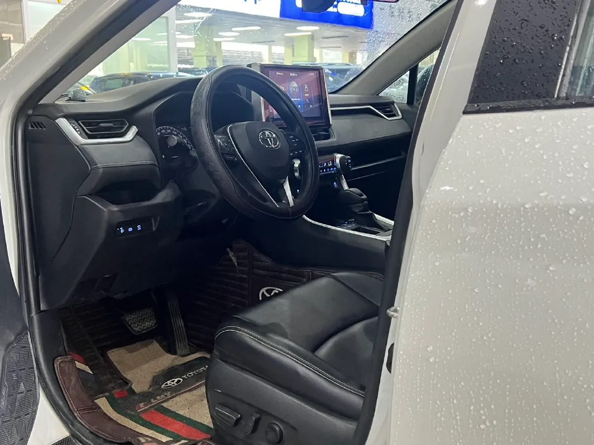 2021 Toyota RAV4 2.0L 171HP L4 CVT,autocango,china used car exporter,china ev exporter,chinese used car exporter,chinese used ev exporter