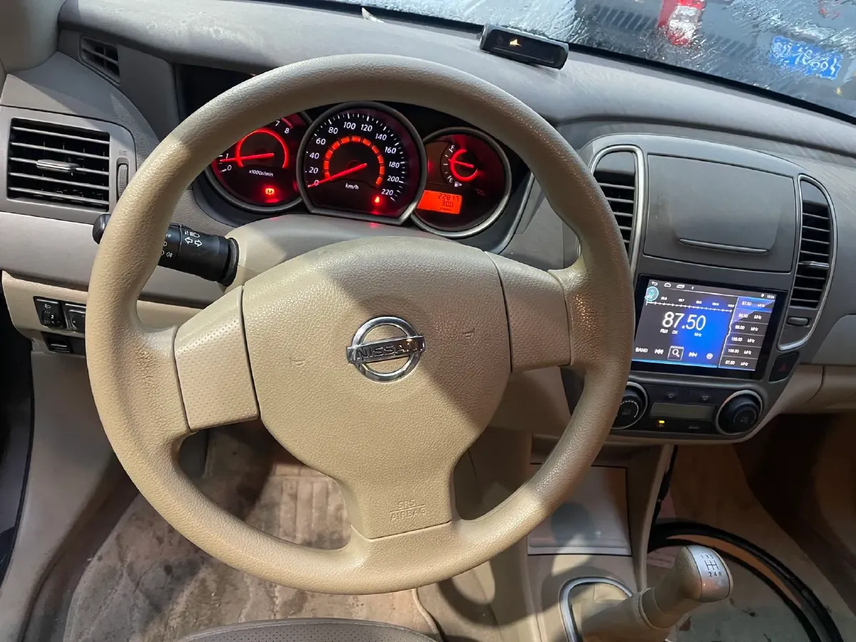 2016 Nissan Sylphy 1.6L 117HP L4 5MT,autocango,china used car exporter,china ev exporter,chinese used car exporter,chinese used ev exporter