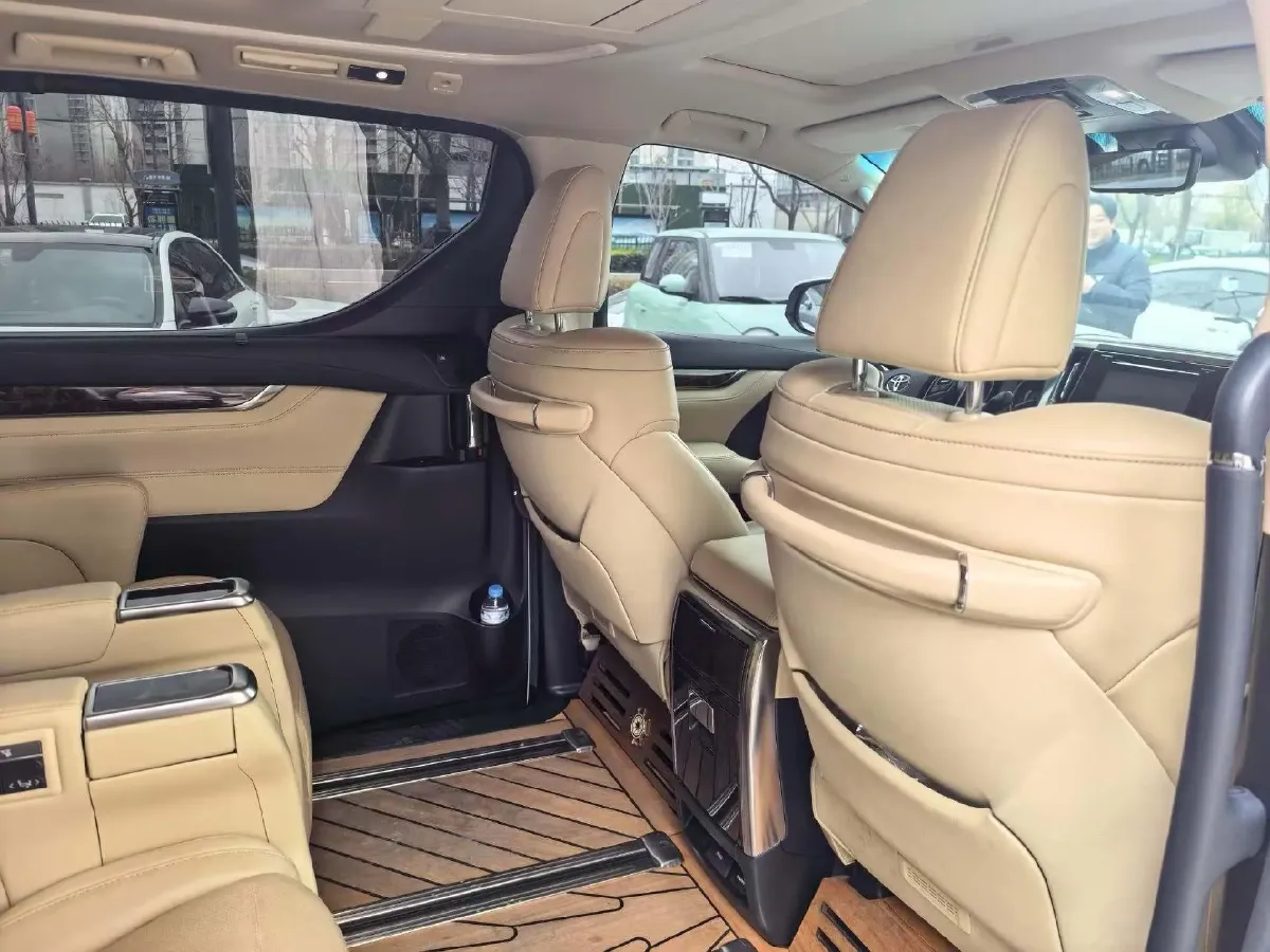 2019 Toyota Alphard 2.5L 117HP L4 E-CVT Hybrid,autocango,china used car exporter,china ev exporter,chinese used car exporter,chinese used ev exporter
