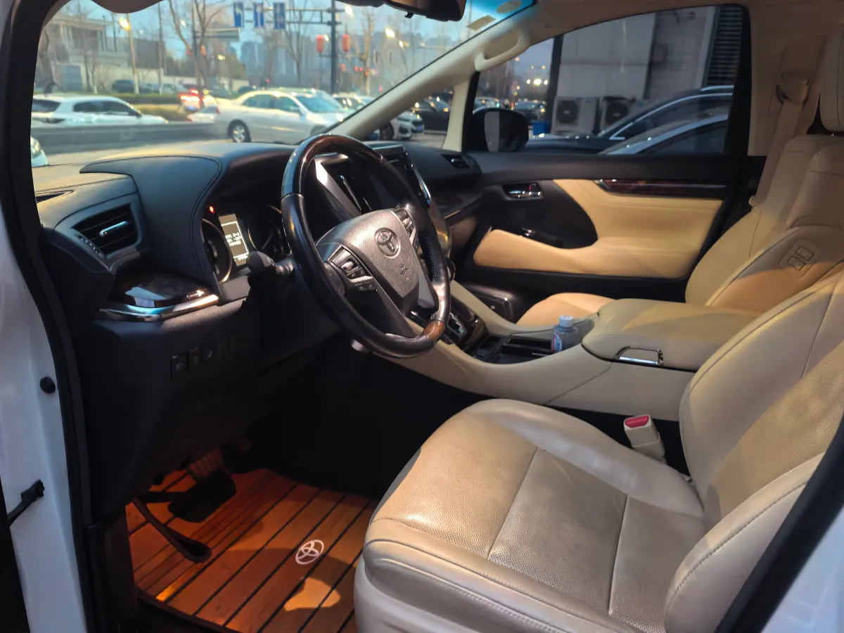 2019 Toyota Alphard 2.5L 117HP L4 E-CVT Hybrid,autocango,china used car exporter,china ev exporter,chinese used car exporter,chinese used ev exporter