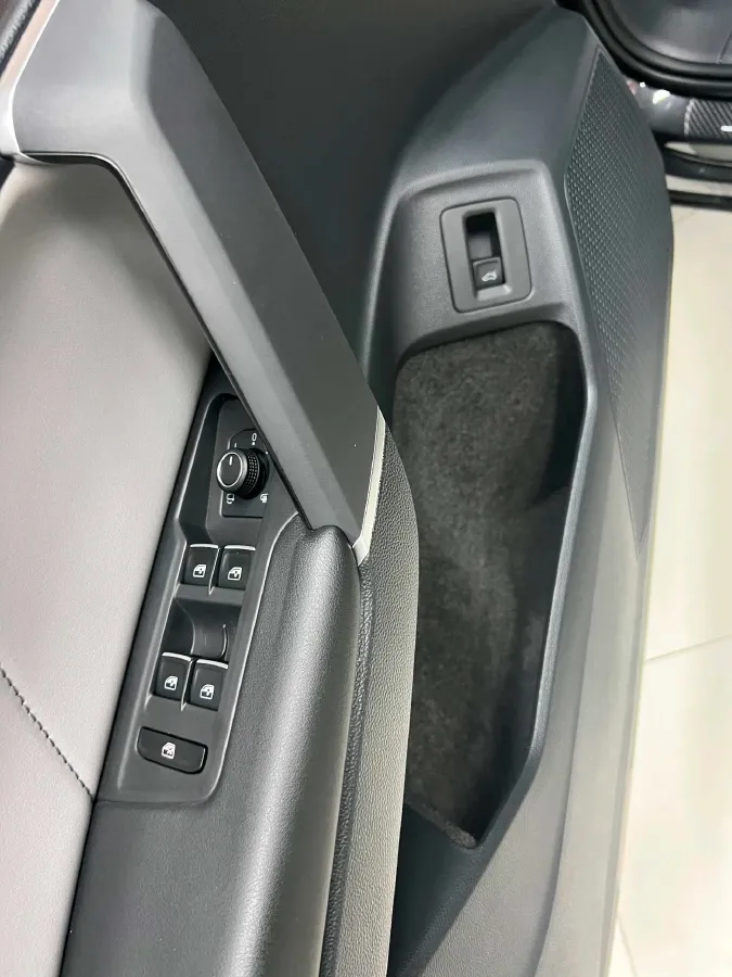 2023 Volkswagen Tayron 1.4T 150HP L4 7DCT,autocango,china used car exporter,china ev exporter,chinese used car exporter,chinese used ev exporter